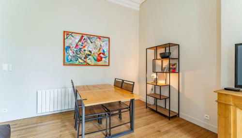 Magnifiques et lumineux Appartement de charme aux Quinconces ideal pour 4 ou 6 personnes - Foto 5