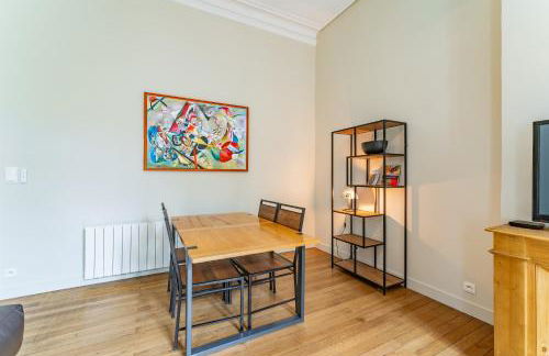Magnifiques et lumineux Appartement de charme aux Quinconces ideal pour 4 ou 6 personnes - Foto 5
