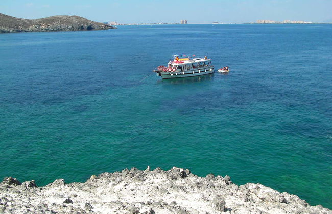 Paseo en barco por la Isla Grosa y El Farallón - Foto 2