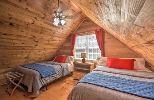 The Lake Place Cabin with Golf Cart and Free Kayaks! - Foto 17