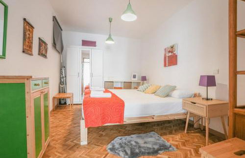 Bright cozy 2BD - OPERA area - Photo 19