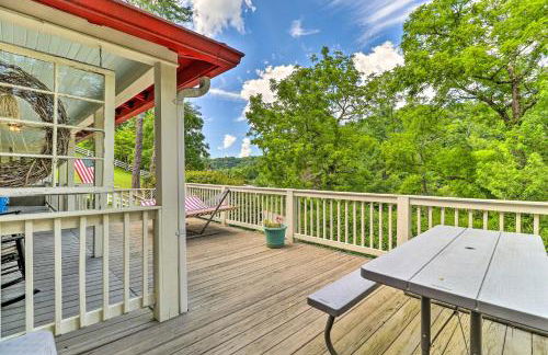 Fish, Float and Relax Fireside Home Near New River! - Foto 28