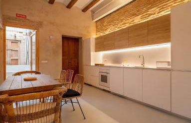 Design house with swimming pool near the sea - Photo 25