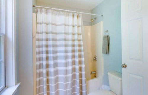 Beautiful Stay in Downtown Freeport - Foto 21