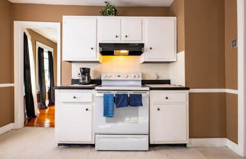 Charming Chicopee Getaway - Foto 2