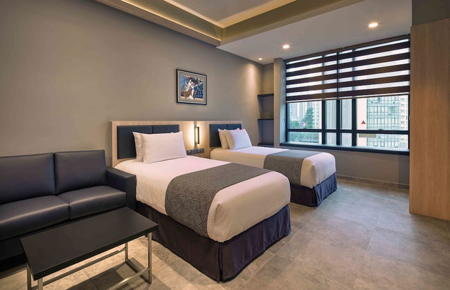 Orchard Grand Court - Photo 12