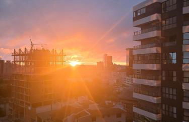 Modern apartment, parking space, Wifi, central, near HCAA - Foto 6