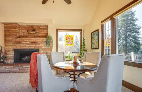 Spacious Manitou Home with Views in Central Location - Foto 6