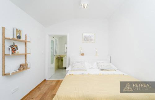 Villa Eleona with private pool and garden - Photo 42