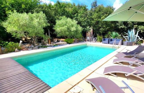 Beautiful Home In Mejannes-Le-Clap - Photo 2