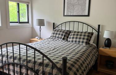 Pet Friendly Condo near Loon with Loon Club passes - Photo 9