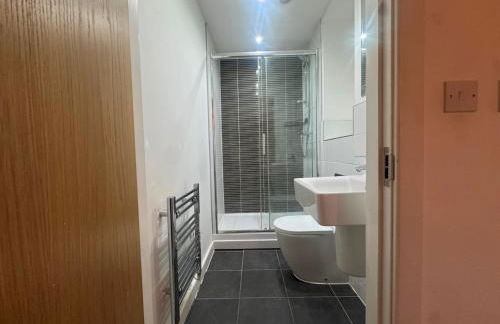 Ideally located Didsbury Chorlton gated parking - Pass the Keys - Foto 6