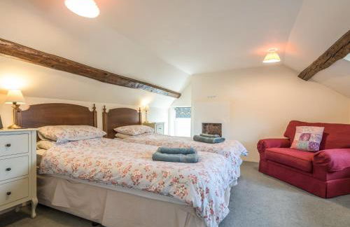 The Old Schoolhouse and Cottage - Foto 22