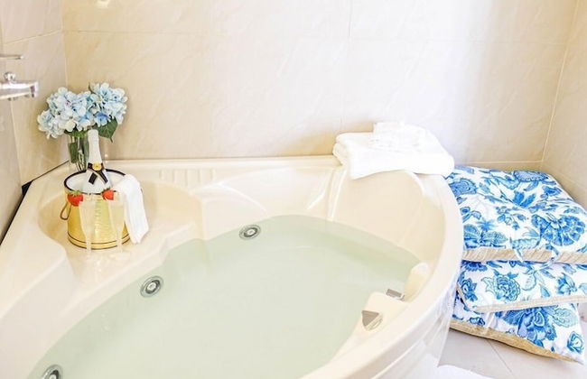 Ocean Front Villa in Aruba - Stunning Full House - Photo 11