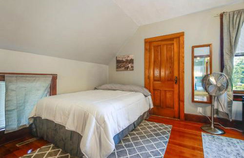 3 Mi to Road America Spacious Elkhart Lake Home! - Foto 18