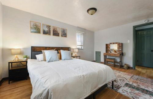 Cozy 3-bedroom family home - sleeps 8, great coffee - Foto 24