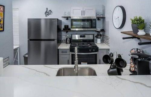 The Music Room Tsu,NRG,MedCtr,Concerts,rodeo - Photo 7