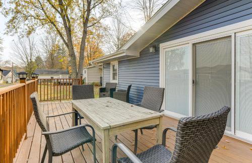 Lakefront Vacation Rental, 13 Mi to South Haven! - Foto 1