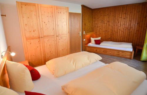 Schwarzwaldmädel-Ferienwohnungen - Foto 57