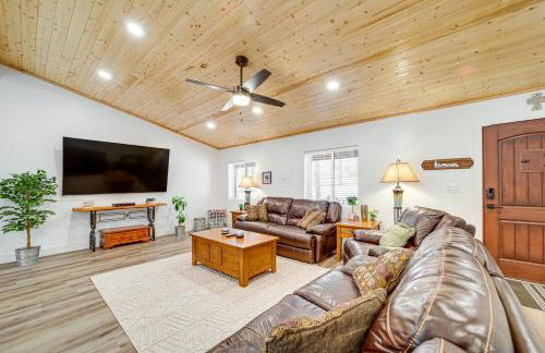 Fire Pit and Trail Access Spacious Happy Jack Cabin - Foto 5