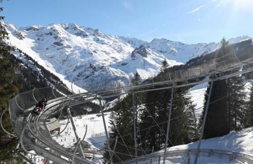 Studio pratique en RdC, au calme, avec vue - Foto 12