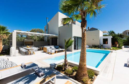 Vasilios Villa, with Pool, Gym & Close to Beach, By ThinkVilla - Foto 25