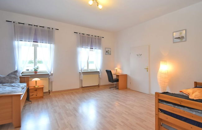 Spacious Apartment in Ballenstedt Harz near Lake - Photo 8