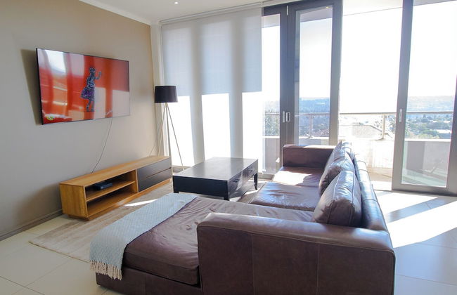 Sandton Smart Apartment Eighteen - Photo 10