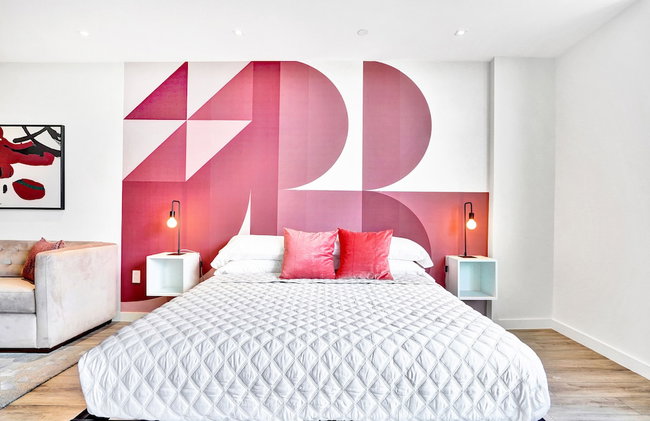 Design District Suites - Photo 33