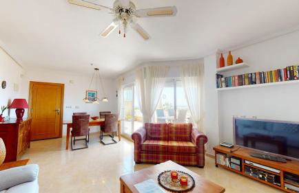 Immaculate Villa with sea views! - Foto 6