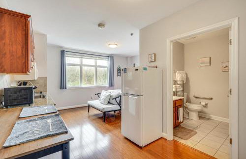 Smith Mountain Lake Condo with Pool Access - Foto 9