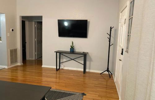 Cozy house with large free parking on premises - Foto 5