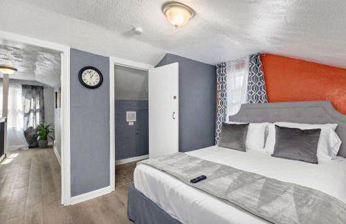 Jazzy Charmer with 3 Queen BedsJazzy Charmer - Foto 6