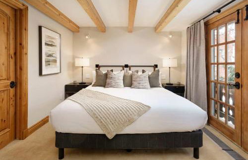 Central AC, Updated 4 BR, 4-5 BA Townhouse, Pool - Foto 6