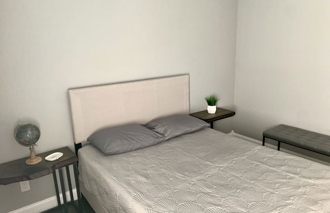 The Horseshoe Falls Villa- 6BR Free Parking, Minutes From Falls & Casino - Foto 5