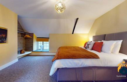 4 Bed Apartment- With Cosy Pub - Food/Drink 10%off - Photo 17