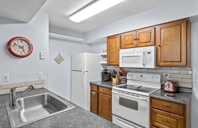 Pool, Spa, Playground and More at Villas at Laguna Bay!! - Foto 9