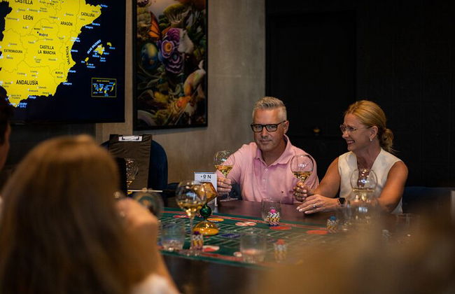 Casino de vinos privado con cata de vinos a ciegas - Foto 8