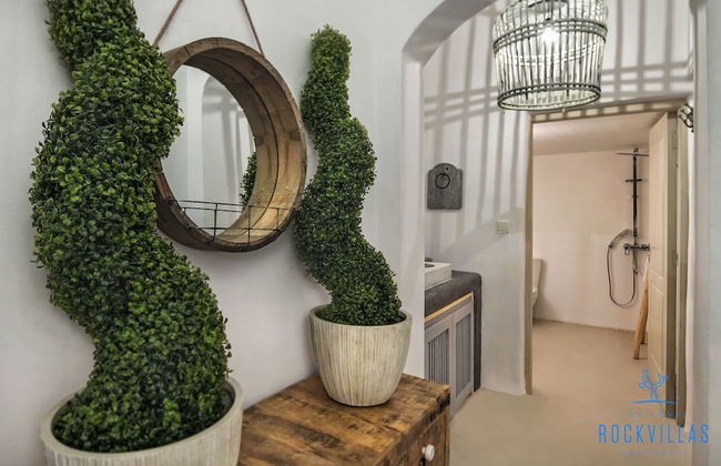 Rock Villas - Emporio | Pool, Jacuzzi, Castle View - Foto 59