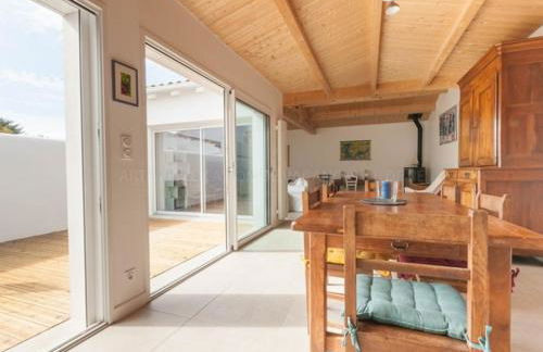 Maison spacieuse à Le Bois-Plage-en-Ré avec terrasse et stationnement - FR-1-835-5 - Foto 11