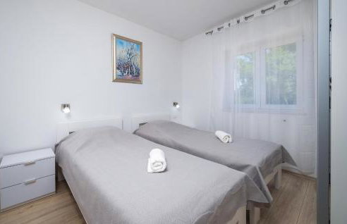 Beautiful Apartment In Labin - Photo 27