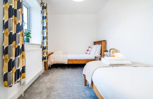 4x Bed Luxurious Home With a View - Foto 46