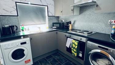SwankyApartmentDudleyNearM6 - Foto 2, stove, toaster