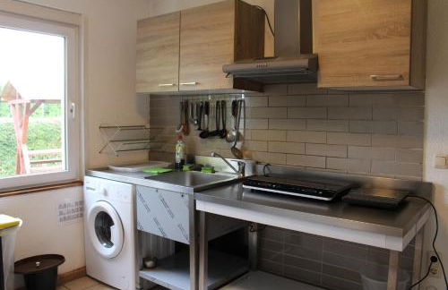 Bungalow 1 - 4-Raum-Wohnung mit Küche und 2 WC Duschen in Ohrdruf-Crawinkel - Photo 9