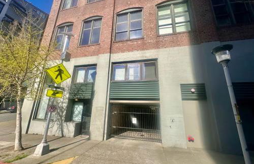 Massive Downtown Seattle Condo - Free Parking! - Foto 10