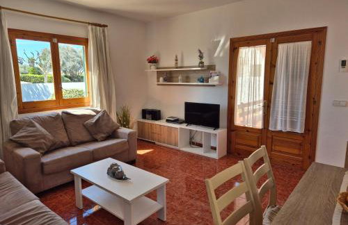 Villa con piscina privada Cala en Blanes, Menorca - Foto 3