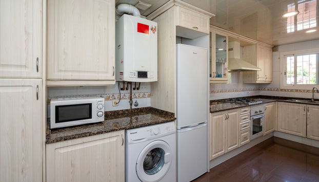 3 bedroom House in Vilassar de Mar with garden and terrace - Photo 3, Kitchen / Dining Room