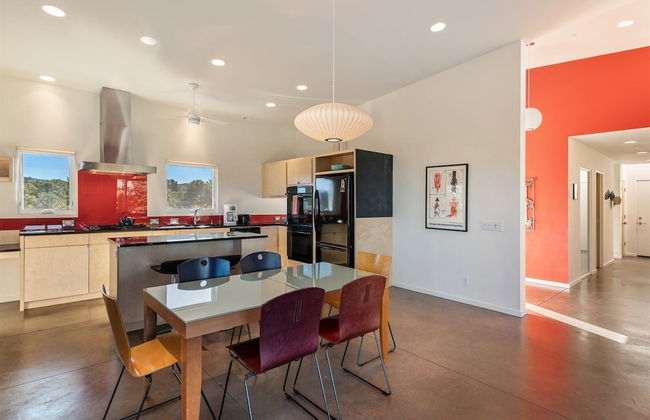 Butterfly House - Spectacular Modern Design and Mountain Views - Foto 16