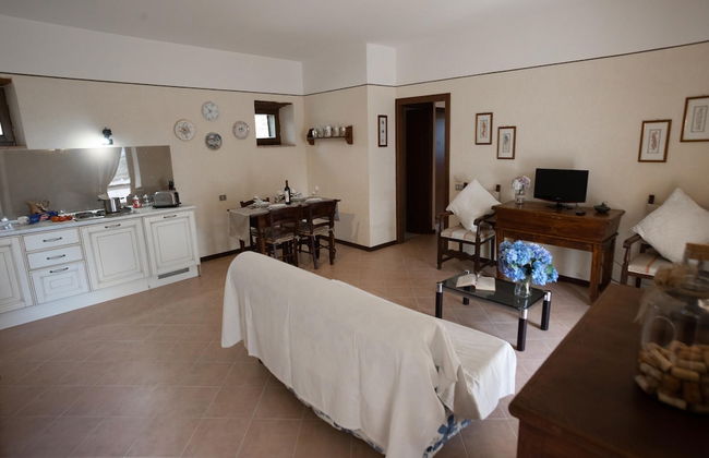 Casale Montemoro With Pool - Photo 8