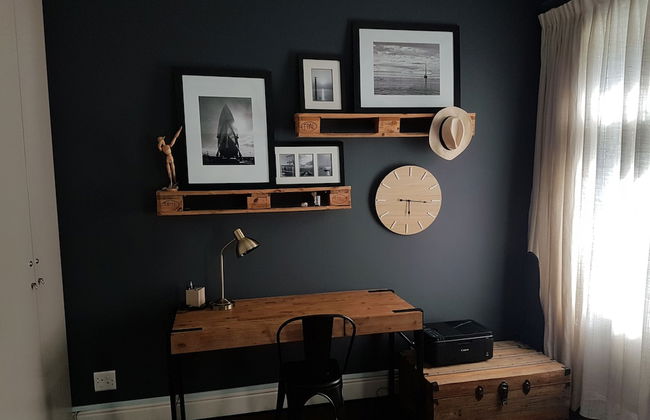 Purple House - Photo 5